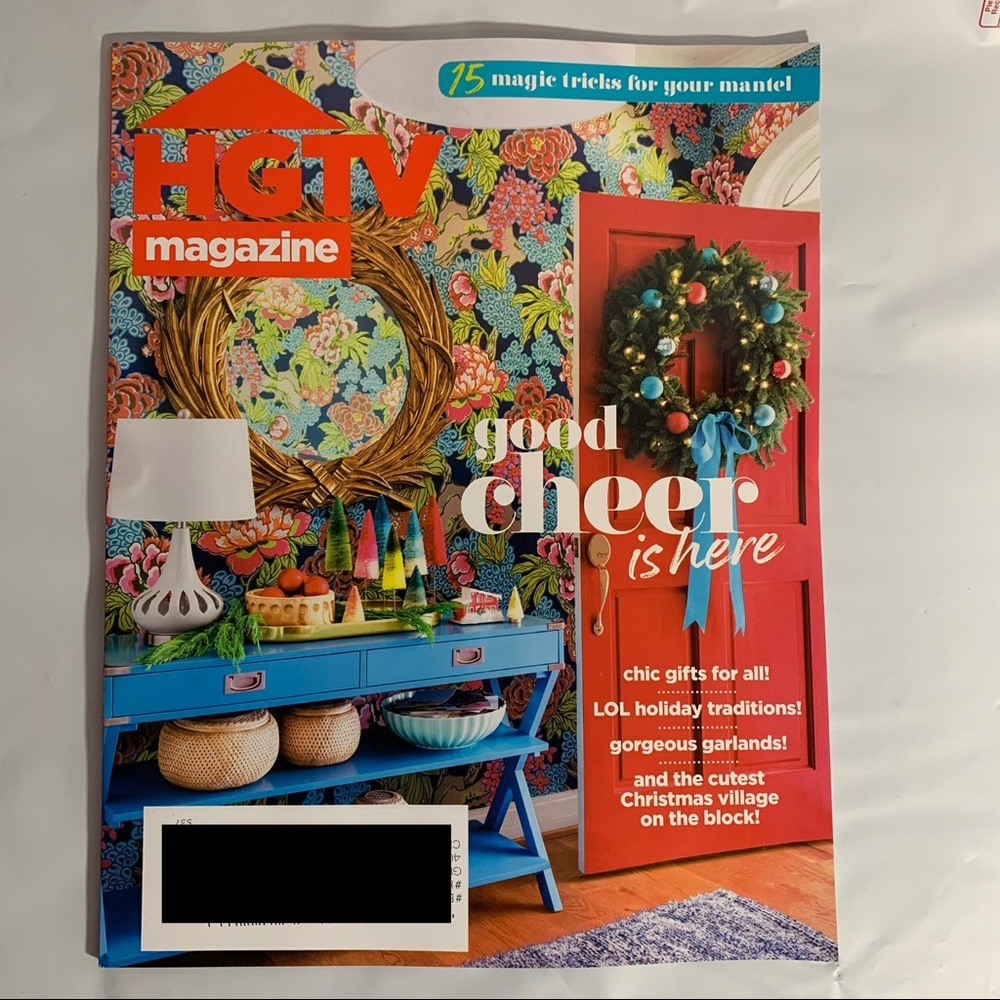 HGTV Magazine December 2021 Good Cheer Is Here Holiday Traditions Garland Mantel